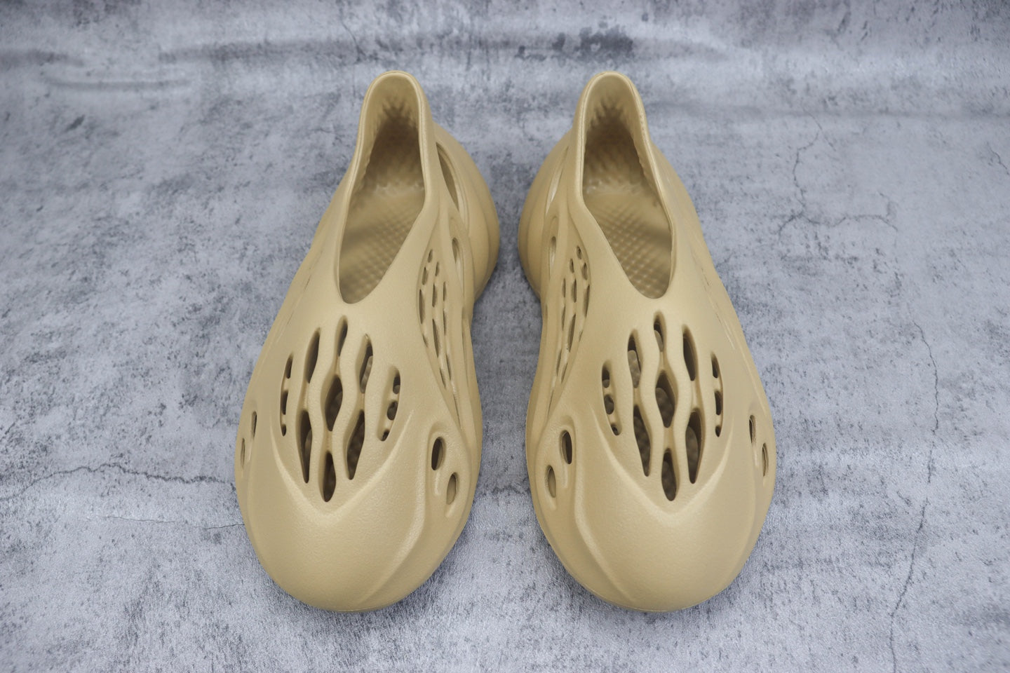Yeezy Foam Runner Unisex Casual Sandals - GW3354