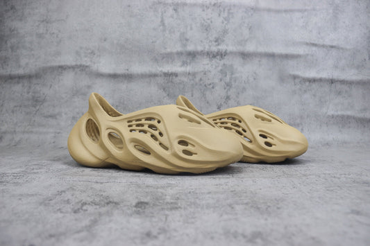 Yeezy Foam Runner Unisex Casual Sandals - GW3354