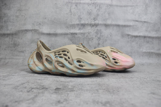 Yeezy Foam Runner Unisex Casual Sandals - GY3969