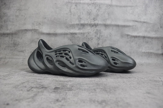 Yeezy Foam Runner Unisex Casual Sandals - HP8739