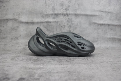 Yeezy Foam Runner Unisex Casual Sandals - HP8739